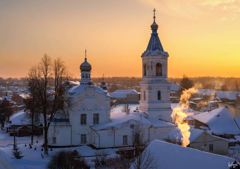 Церковь Рождества Пресвятой Богородицы. Белёв. фото превью