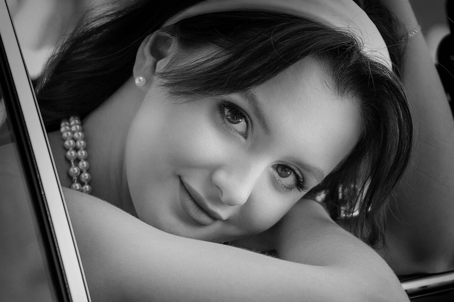 брюнетка, крупный портрет, автомобиль, Наталья Максимова