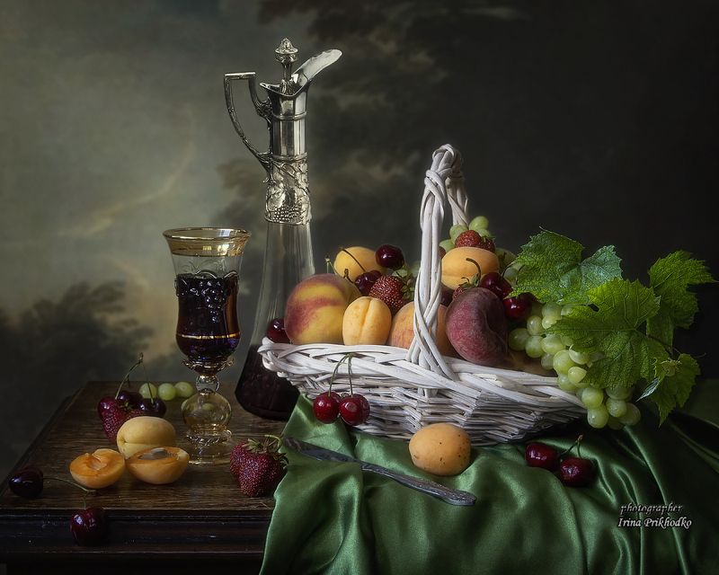 натюрморт, фрукты, еда, напитки, красное вино Натюрморт с вином и фруктами фото превью