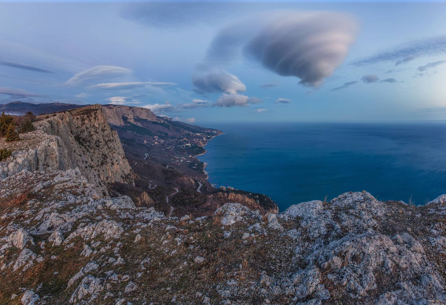 крым, пейзаж, крымский пейзаж, лентикулярные облака, crimea, landscape, форосский кант, Щепотина Татьяна