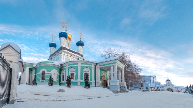 Введенский Собор Оптиной Пустыни фото превью