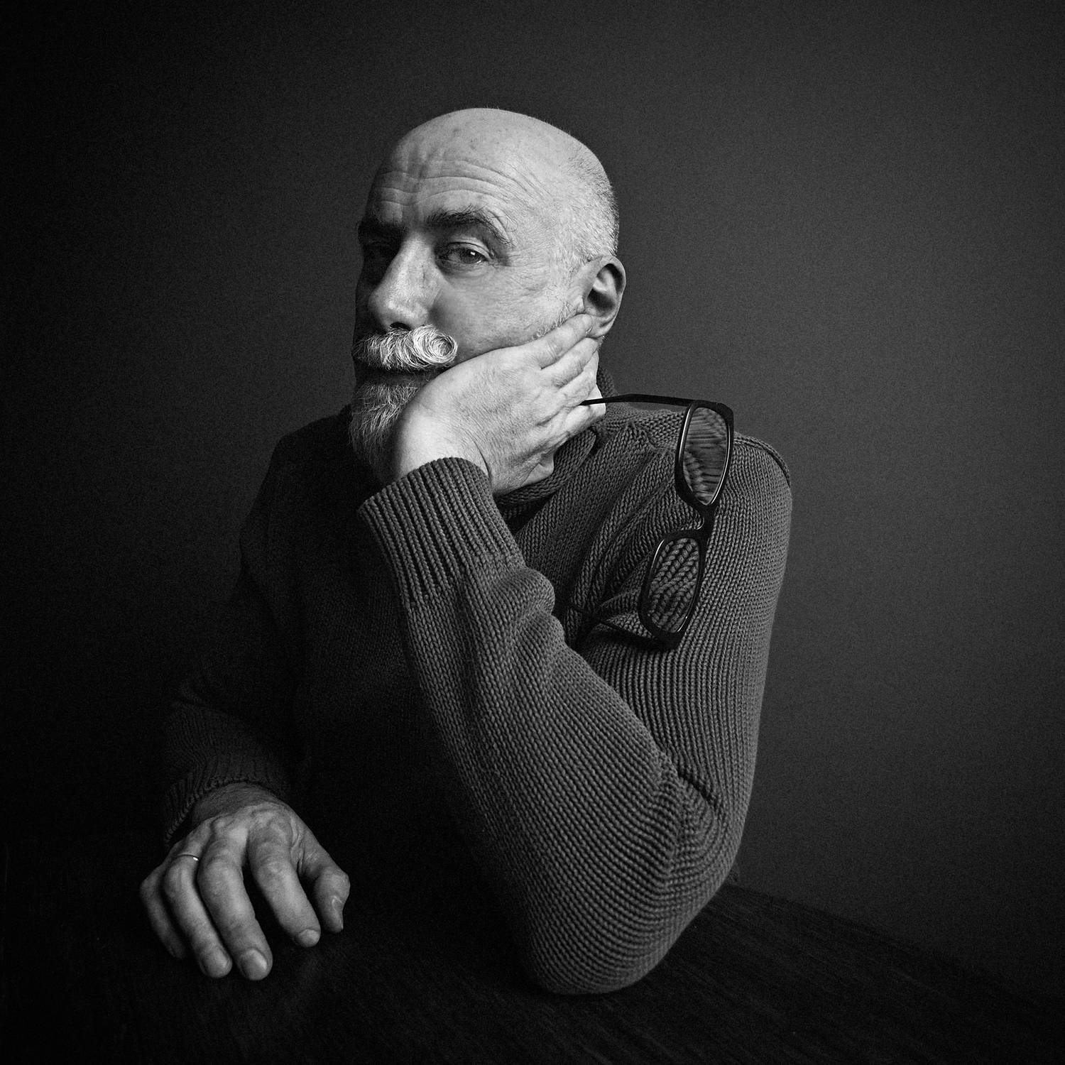 , Илья Зубов