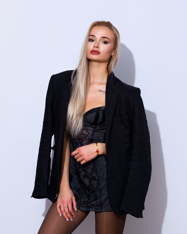 fashion, portait, studiolight Emilia фото превью