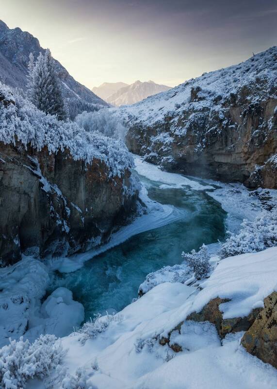 алтай, горный алтай, пейзажи алтая, онгудайский район, горная река, зима, горы, зимний алтай, чуя Над речным порогом фото превью