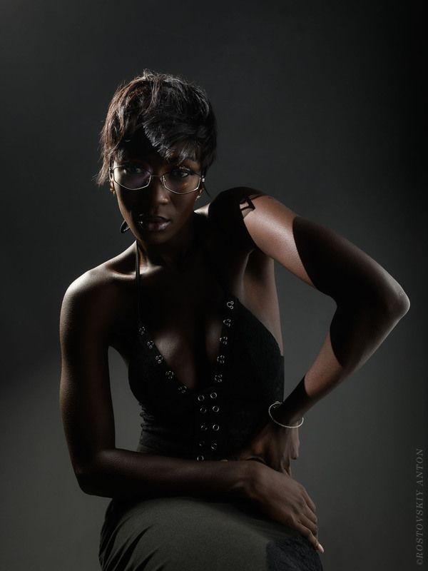 портрет, темнокожая, девушка, фешн, очки Загар | Фешн фотограф фото превью