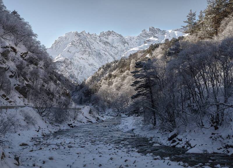кавказ, кабардино-балкария, кбр, горы, черек, уштулу, черекское ущелье, кавказский хребет, зима в горах, горы зимой, горная река Морозное ущелье фото превью