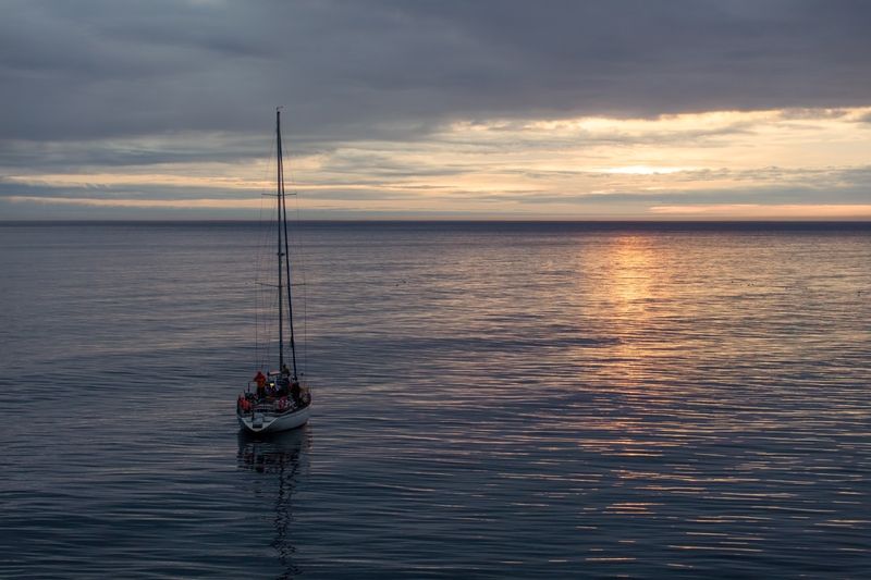 Курильские, острова Закат в Тихом океане фото превью