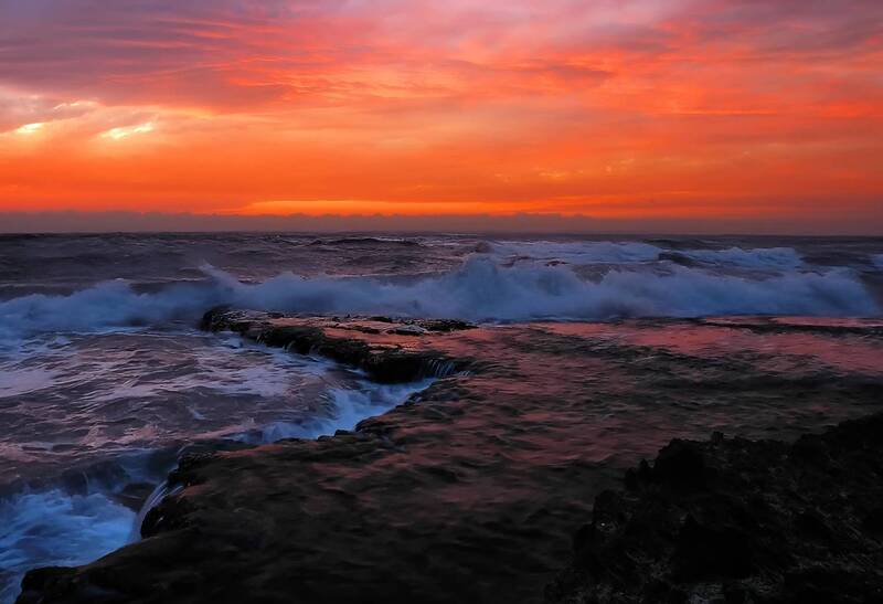 Пять минималистичных морских закатов. фото превью