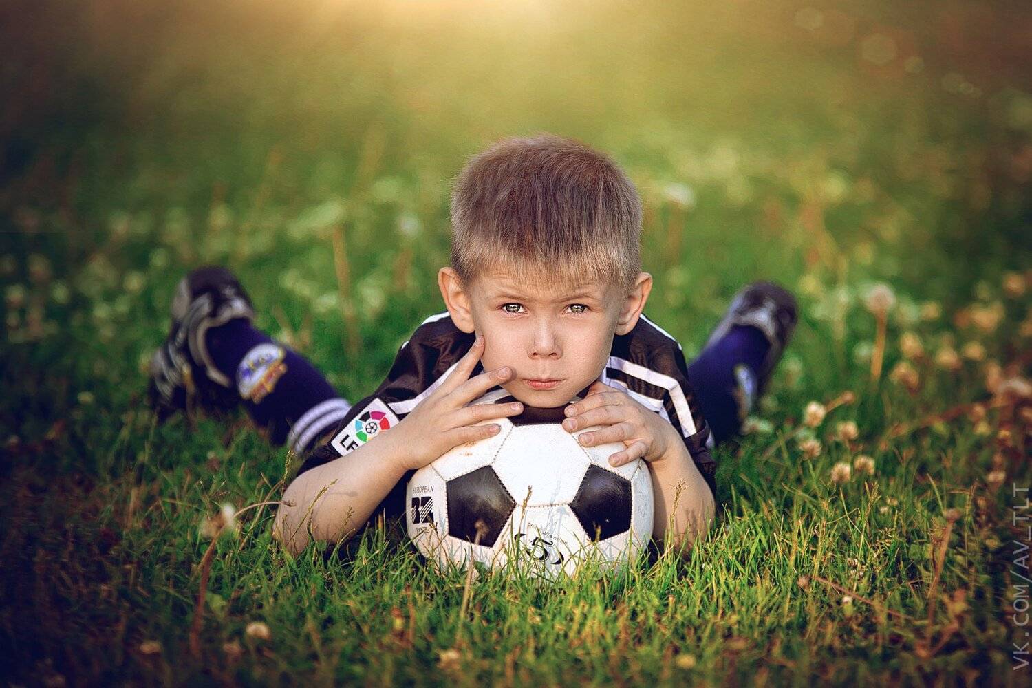 футбол,футболист,ребенок,мяч,поле, Сухарь Александр