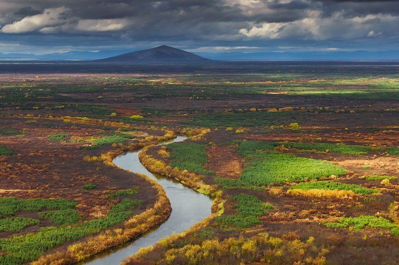 Одинокая гора фото превью