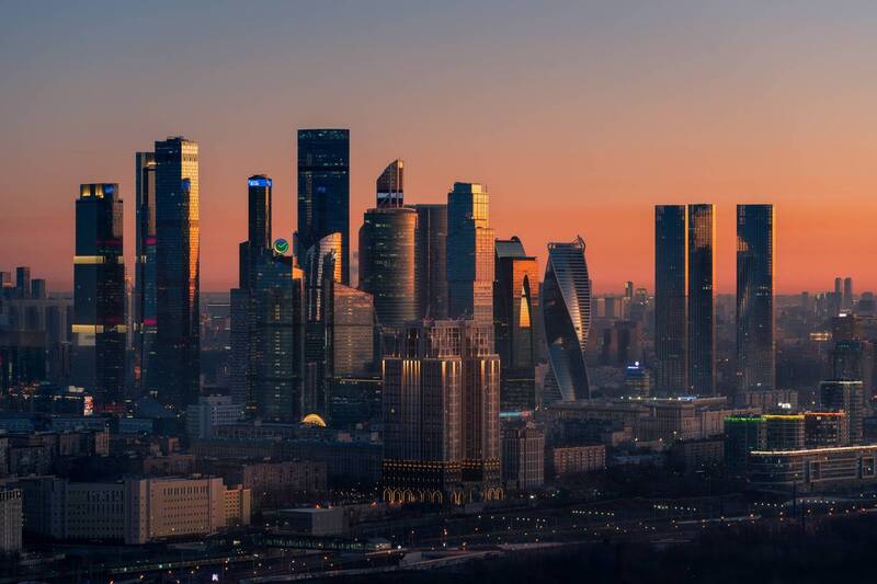 москва, рассвет, небоскребы, город, центр, облака, пейзаж, москва сити Час перед восходом фото превью