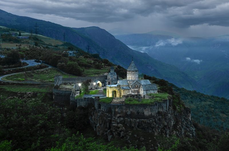Татев в рассвете фото превью