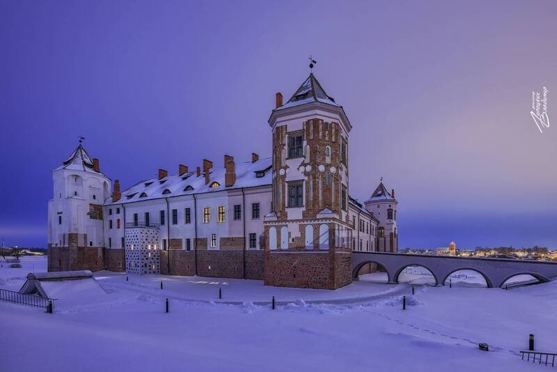 Мирский замок фото превью