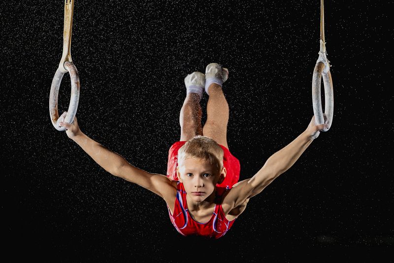 Спортивная, гимнастика, полёт, прыжок, соревнование Молодые силы фото превью