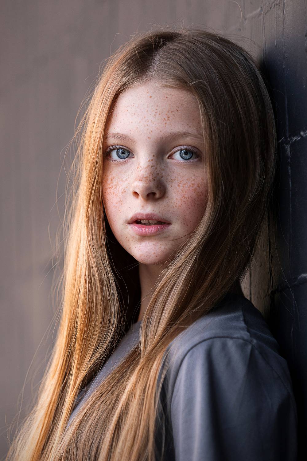 , Антон Леонов