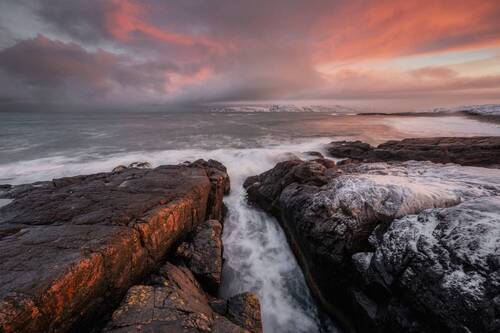Когда на севере солнце всходит ненадолго. Териберка