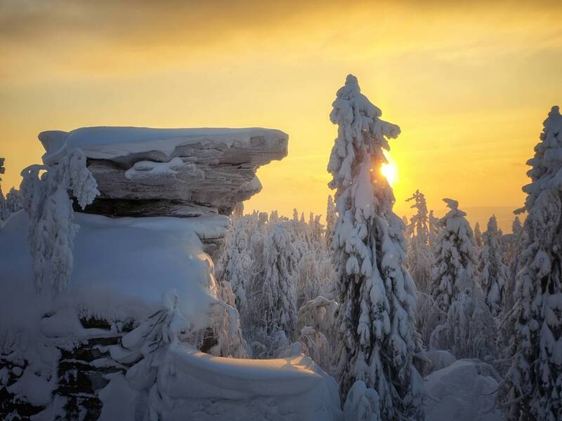 Зимний вечер в каменном городе фото превью