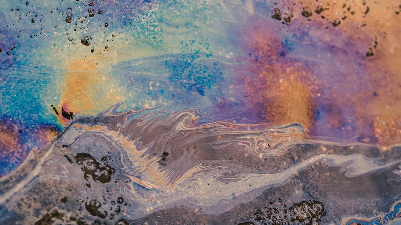 Бензин фото превью