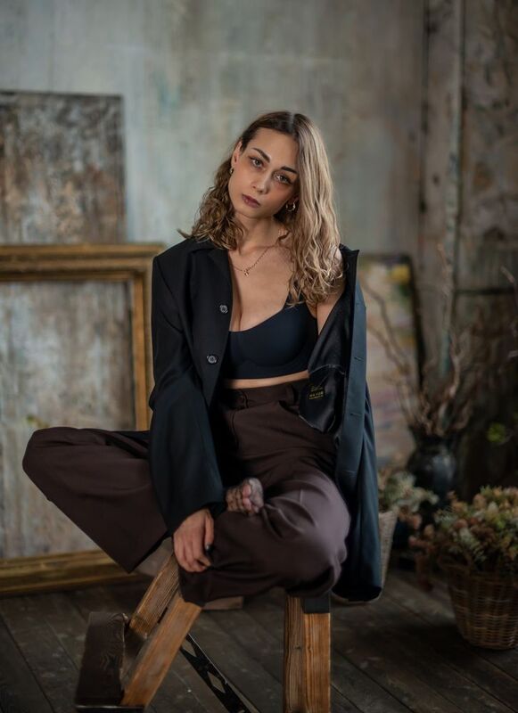 Вика фото превью