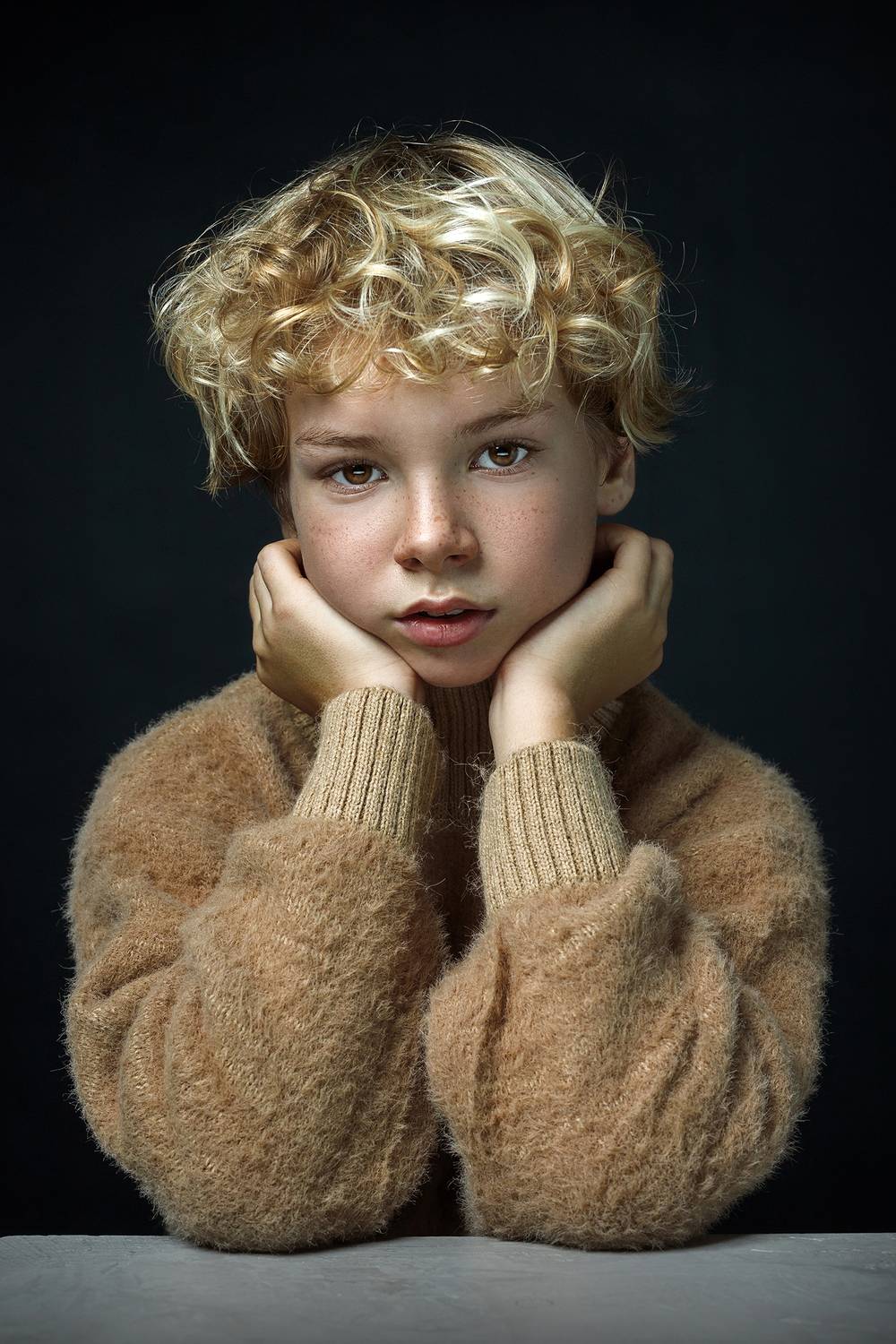 , Антон Леонов