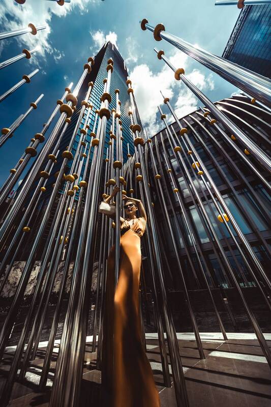 woman, portrait, fashion, beauty, outdoors Where steel meets silk фото превью