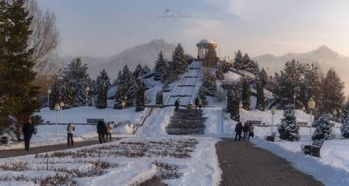 Там, где горы встречаются с городом...