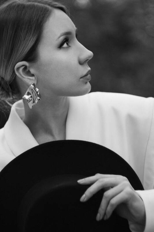 Яна фото превью