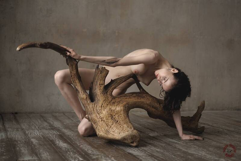 Intersection of lines фото превью