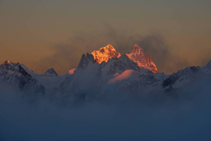 Вечерние Ушба и Шхельда фото превью