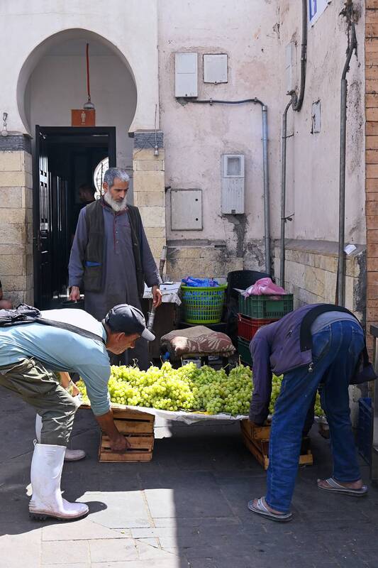Краски базара фото превью