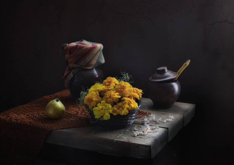 натюрморт, композиция, лето, смородина, свет, цвет Бархатцы да смородина.. фото превью