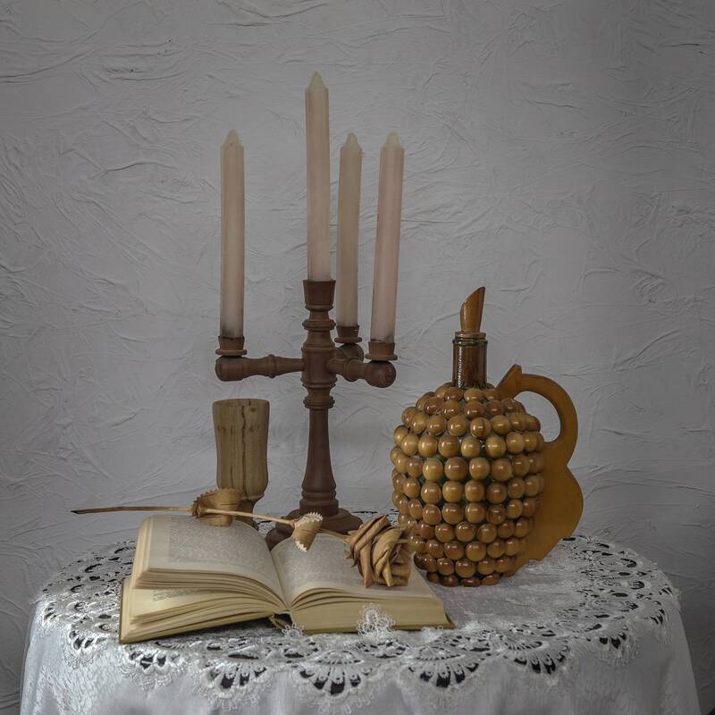 натюрморт. С книгой фото превью