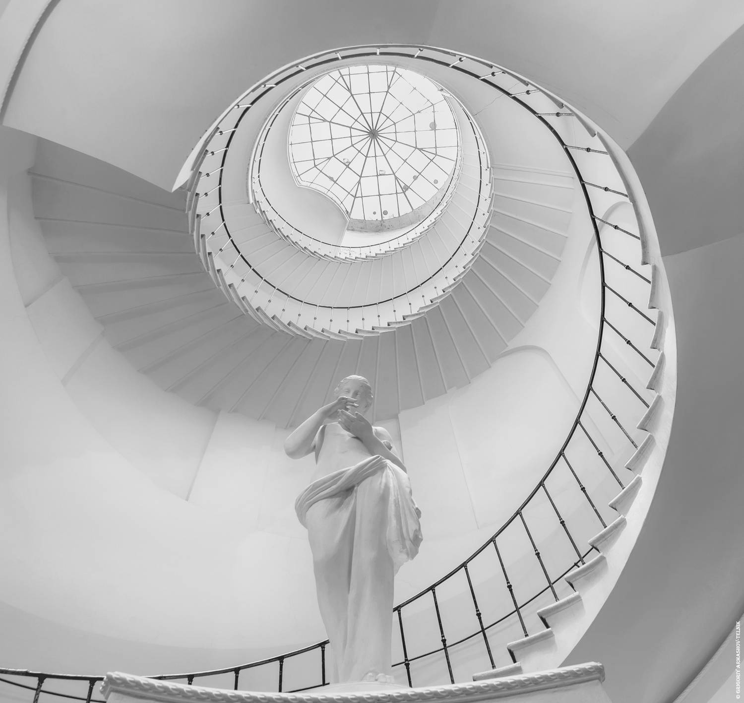 лестница, скульптура, архитектура, монохром, винтовая_лестница, город, Армашов-Тельник Григорий
