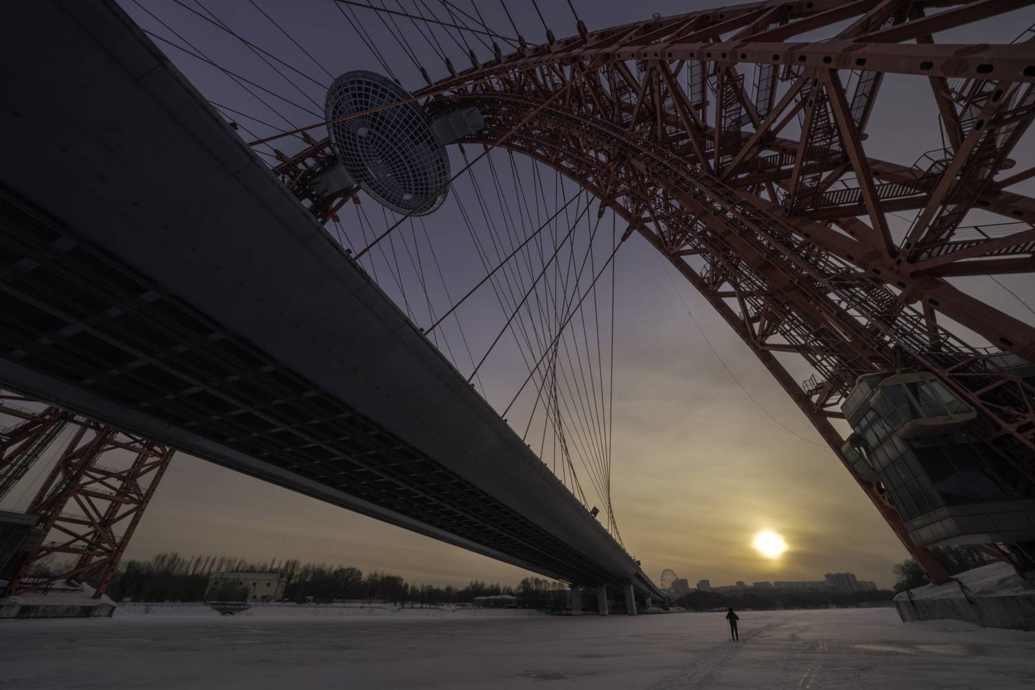 Москва, Живописный мост, река Москва, закат, Гаврилов Юрий