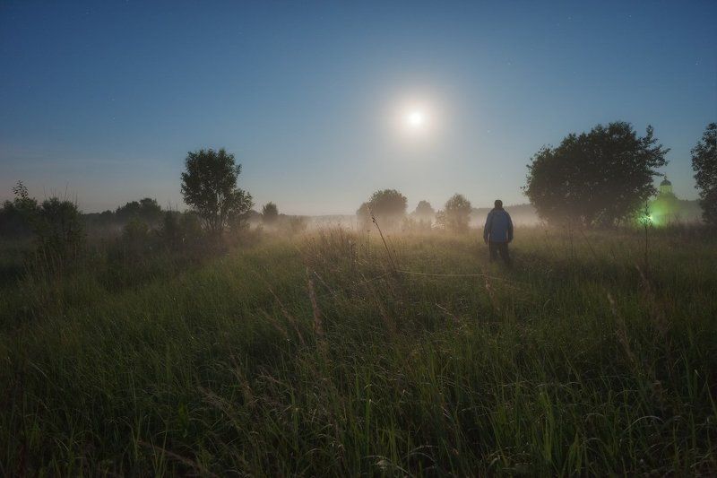 белые ночи, лето, луна, спасс косица, туман, подмосковье, серебристые облака Путешествие в ночном тумане... фото превью