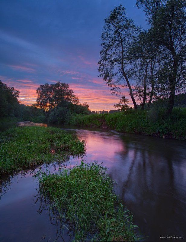 река, вечер, закат, остров, отражение, деревья, облака Остывающий день фото превью
