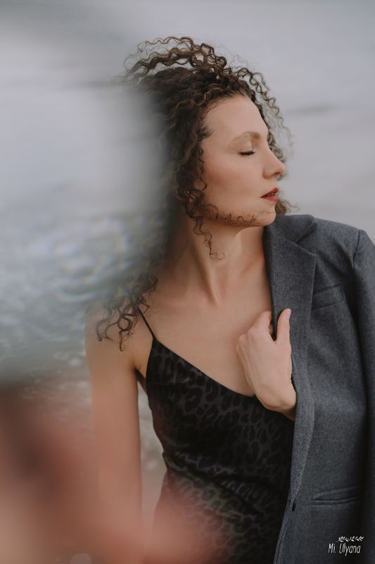 Лена и февральское море фото превью