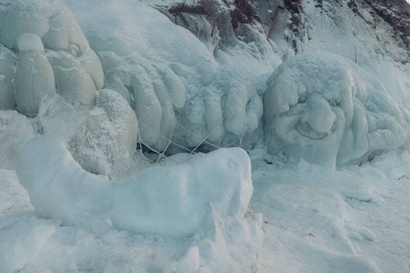 наплески, фигуры из наплесков, ледопластика, ольхон, байкал, olkhonicefest Фигуры, сделанные из наплесков. Ольхон. Байкал фото превью