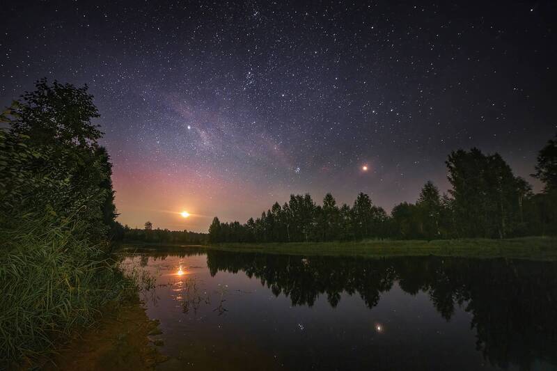 ночь, звёзды, персеиды Восход луны под звёздами фото превью