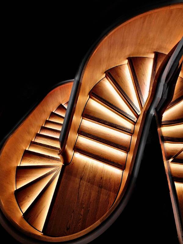 Staircase фото превью