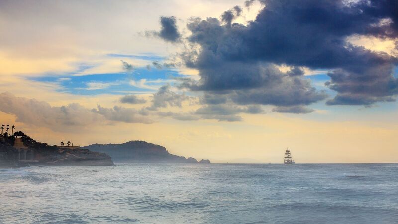 «Человек не может обнаружить новые океаны, если он не имеет смелости потерять из виду берег.» (Андре Жид) фото превью