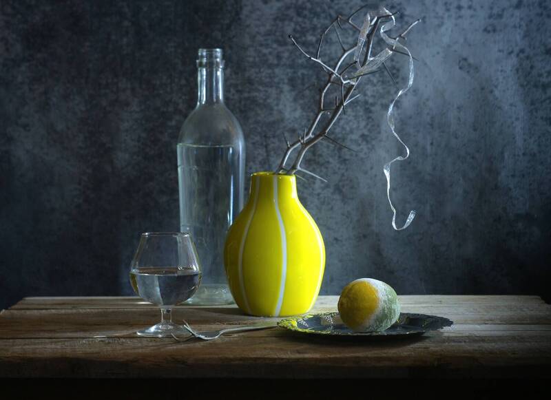 И заплесневевший лимончик может служить источником вдохновения.. фото превью