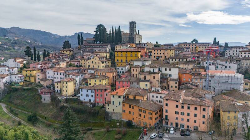 Barga, Italy 3 фото превью