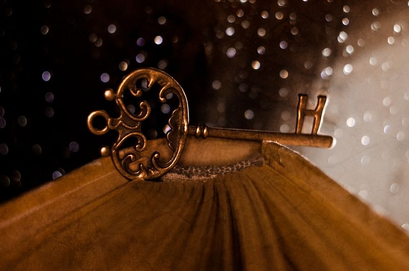 Золотой ключик фото превью