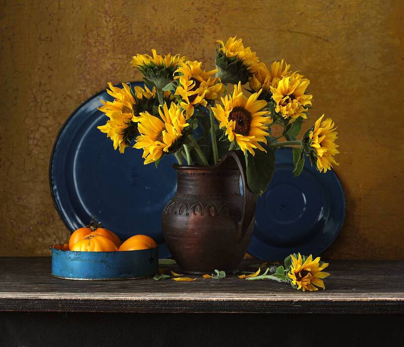натюрморт, фотонатюрморт, лето, подсолнухи, помидоры, наталья казанцева С жётыми помидорками фото превью