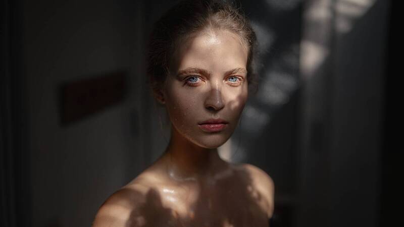 портрет, женскийпортрет, красивая, свет, реалистичныйпортрет Яна фото превью