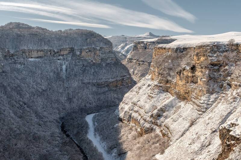 кавказ, кабардинобалкария, кбр, горы, прильбрусье, тызыл, тызыльское ущелье, кенделен, горы зимой, зима в горах Белая теснина фото превью