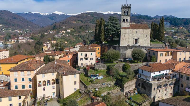 Barga, Italy 4 фото превью
