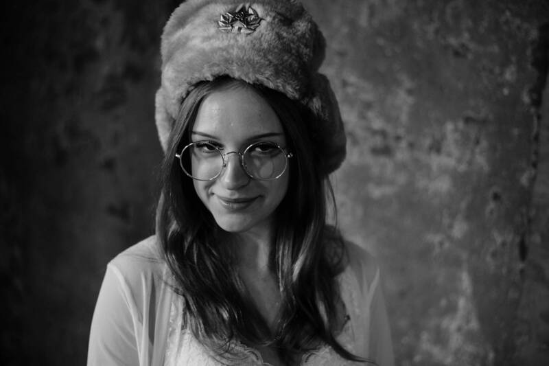 девушка, портрет, женский портрет, природа, ню входные ворота фото превью