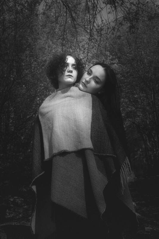 Сёстры фото превью